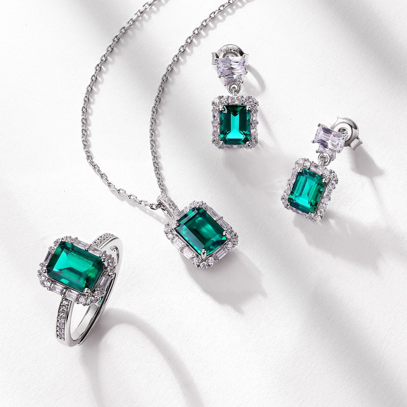 Lab-grown emerald pendant necklace in S925 silver - product image 5