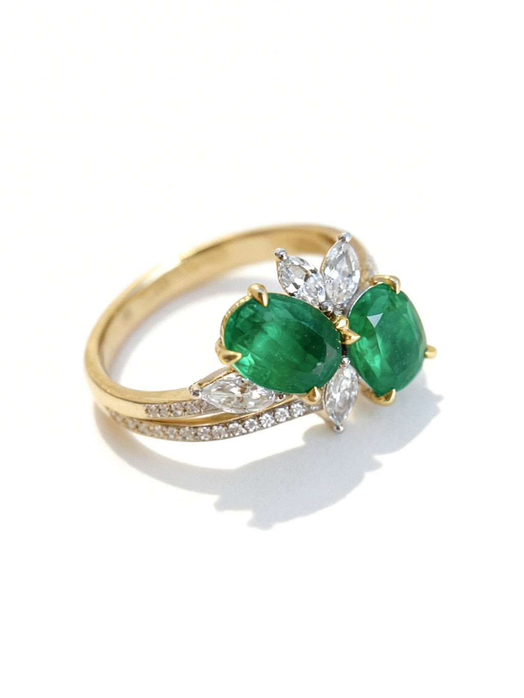 18K Gold Natural Emerald Ring