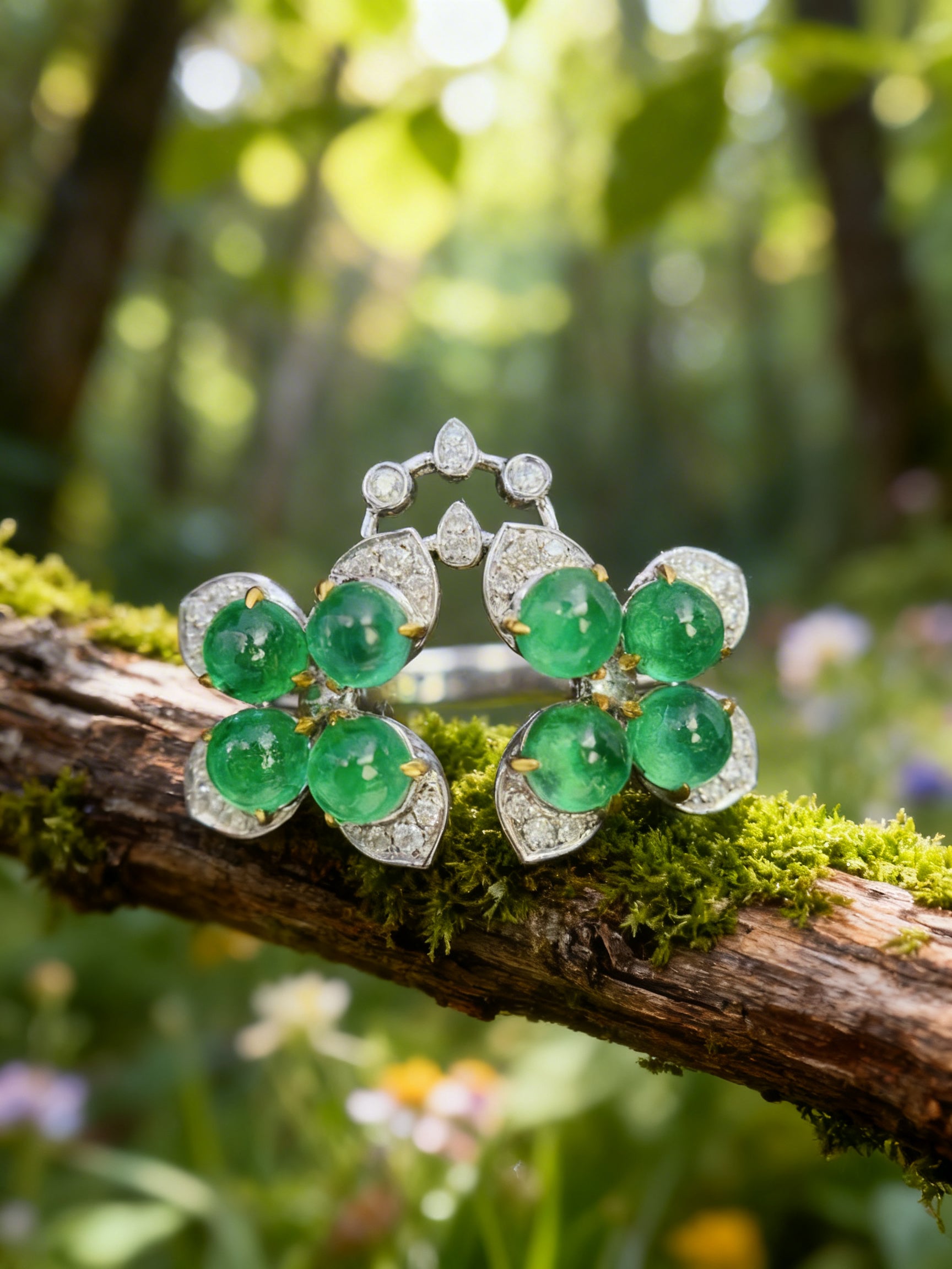 18K Gold Natural Emerald Ring