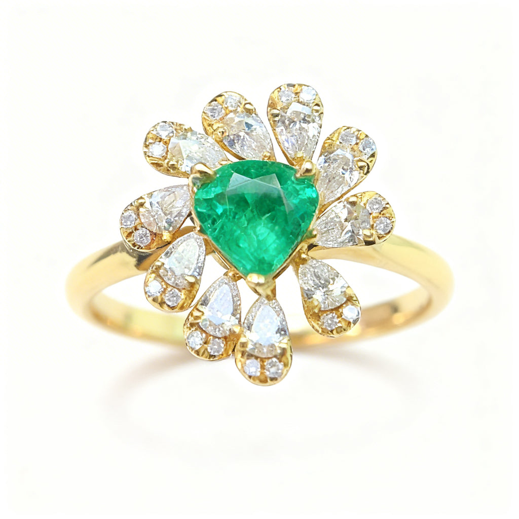 18K Gold Natural Emerald Ring
