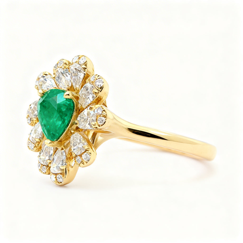 18K Gold Natural Emerald Ring