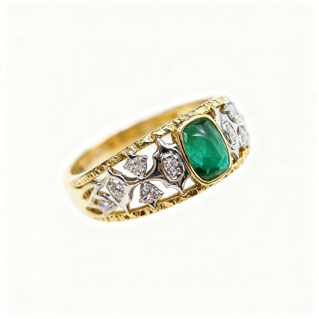 18K Gold Natural Emerald Ring