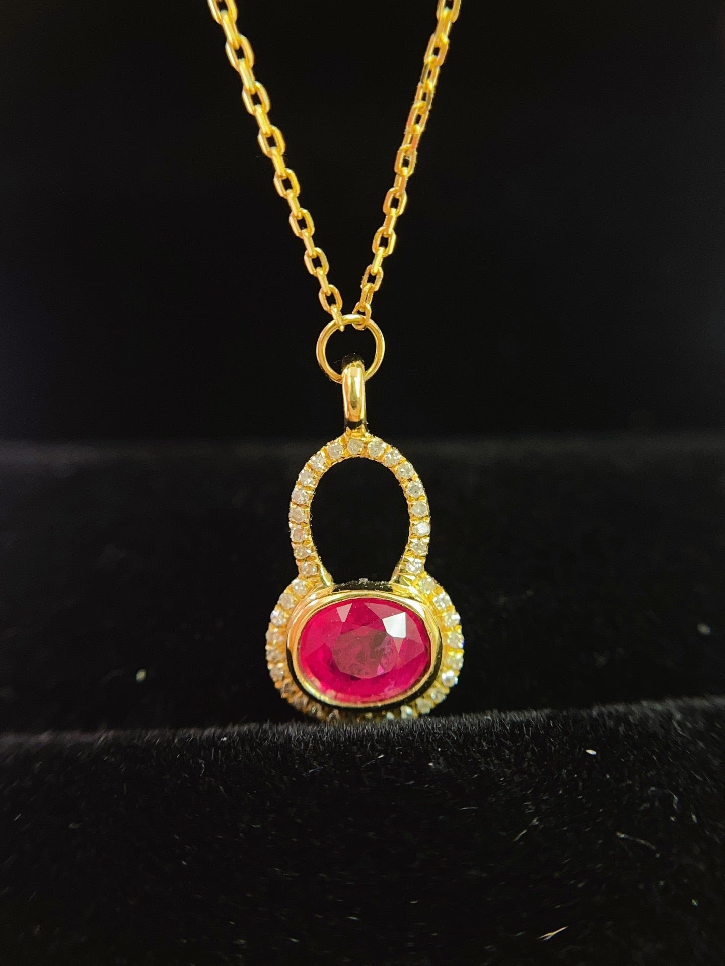 18K Gold Natural Ruby Necklace