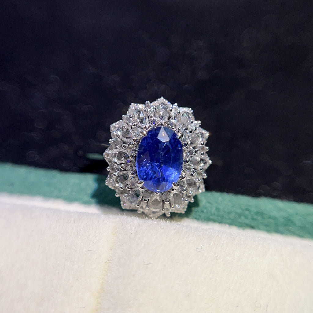 18K Gold Natural Sapphire Ring
