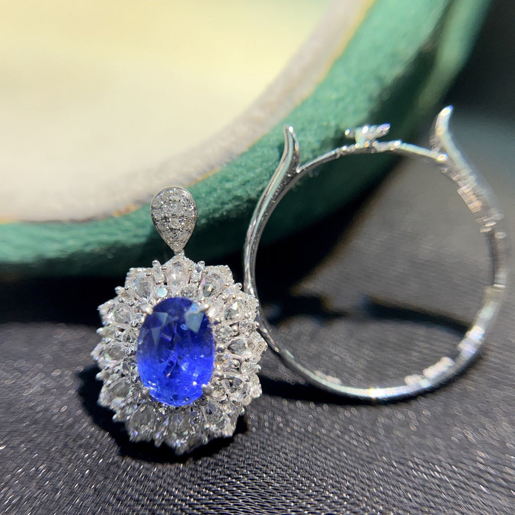 18K Gold Natural Sapphire Ring