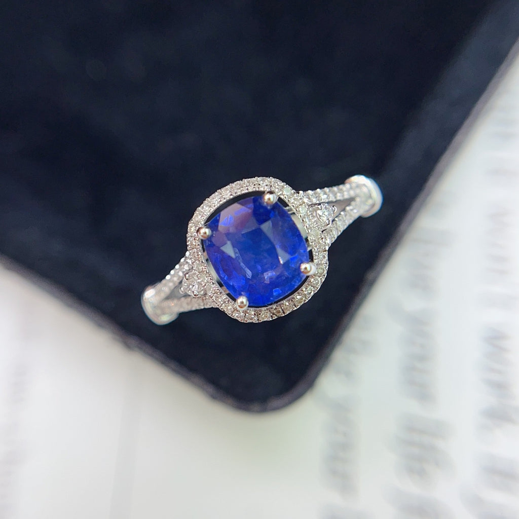 18K Gold Natural Sapphire Ring