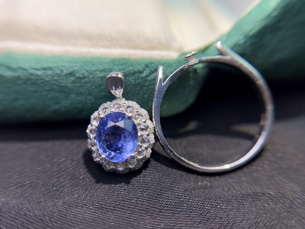 18K Gold Natural Sapphire Ring