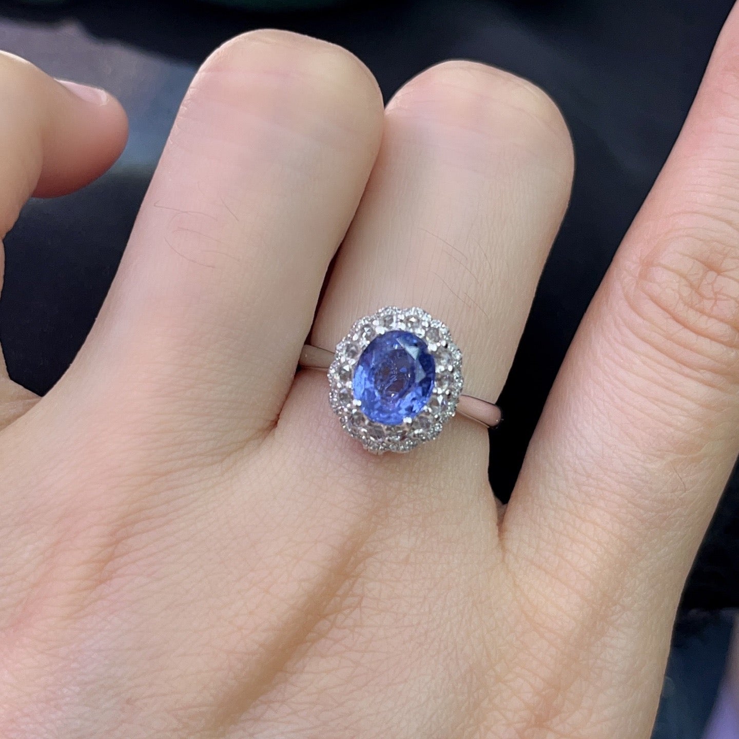 18K Gold Natural Sapphire Ring