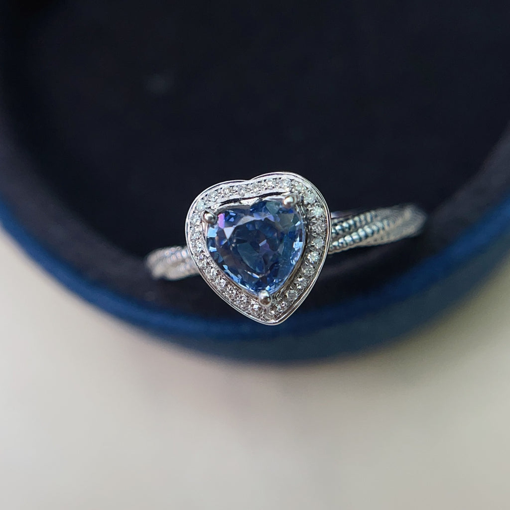18K Gold Natural Sapphire Ring