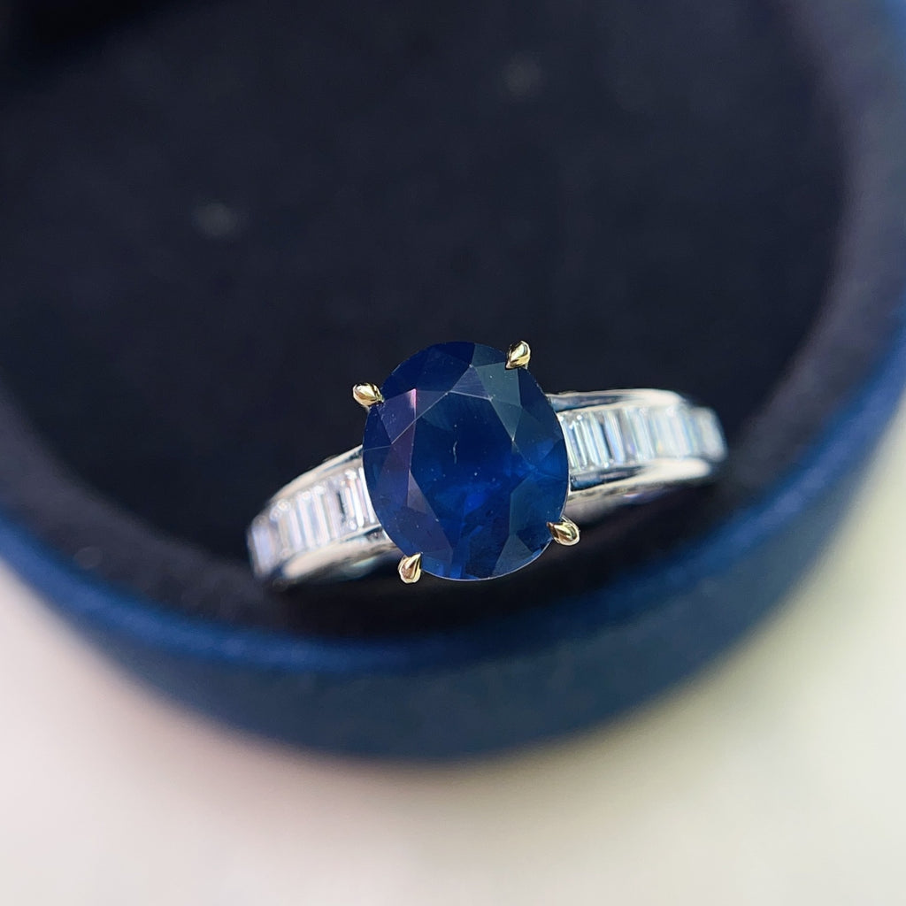 18K Gold Natural Sapphire Ring