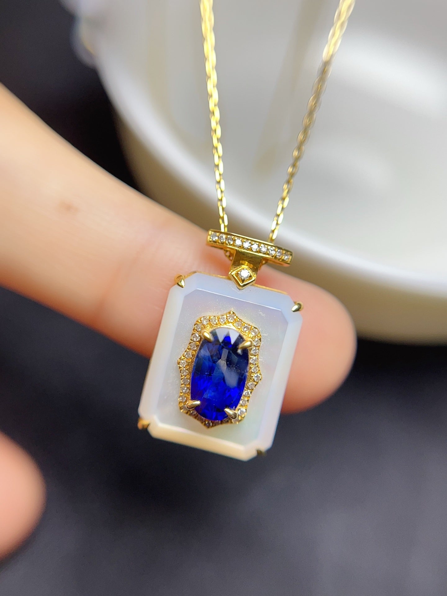 Natural Sapphire Necklace in 18K Gold, Diamond Accent