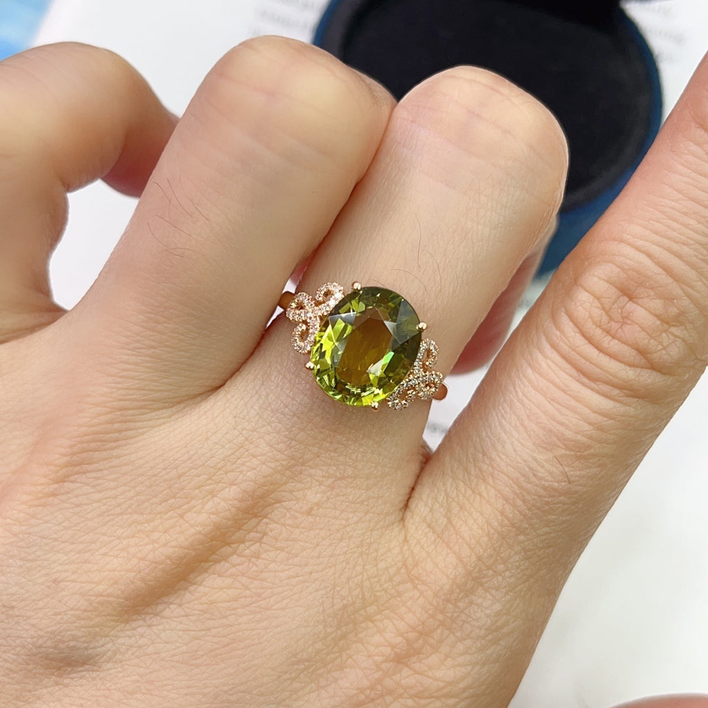 Natural Tourmaline Ring in 18K Gold