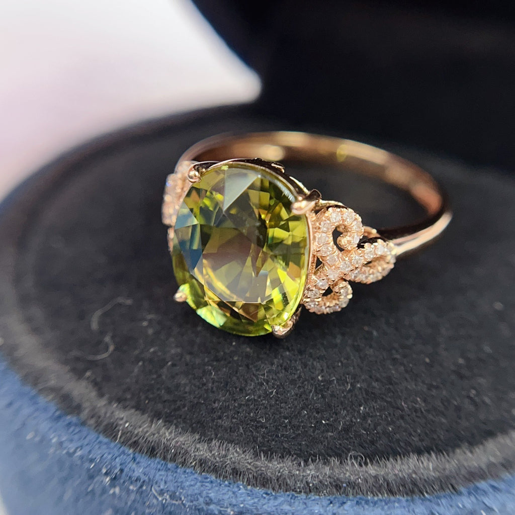 Natural Tourmaline Ring in 18K Gold