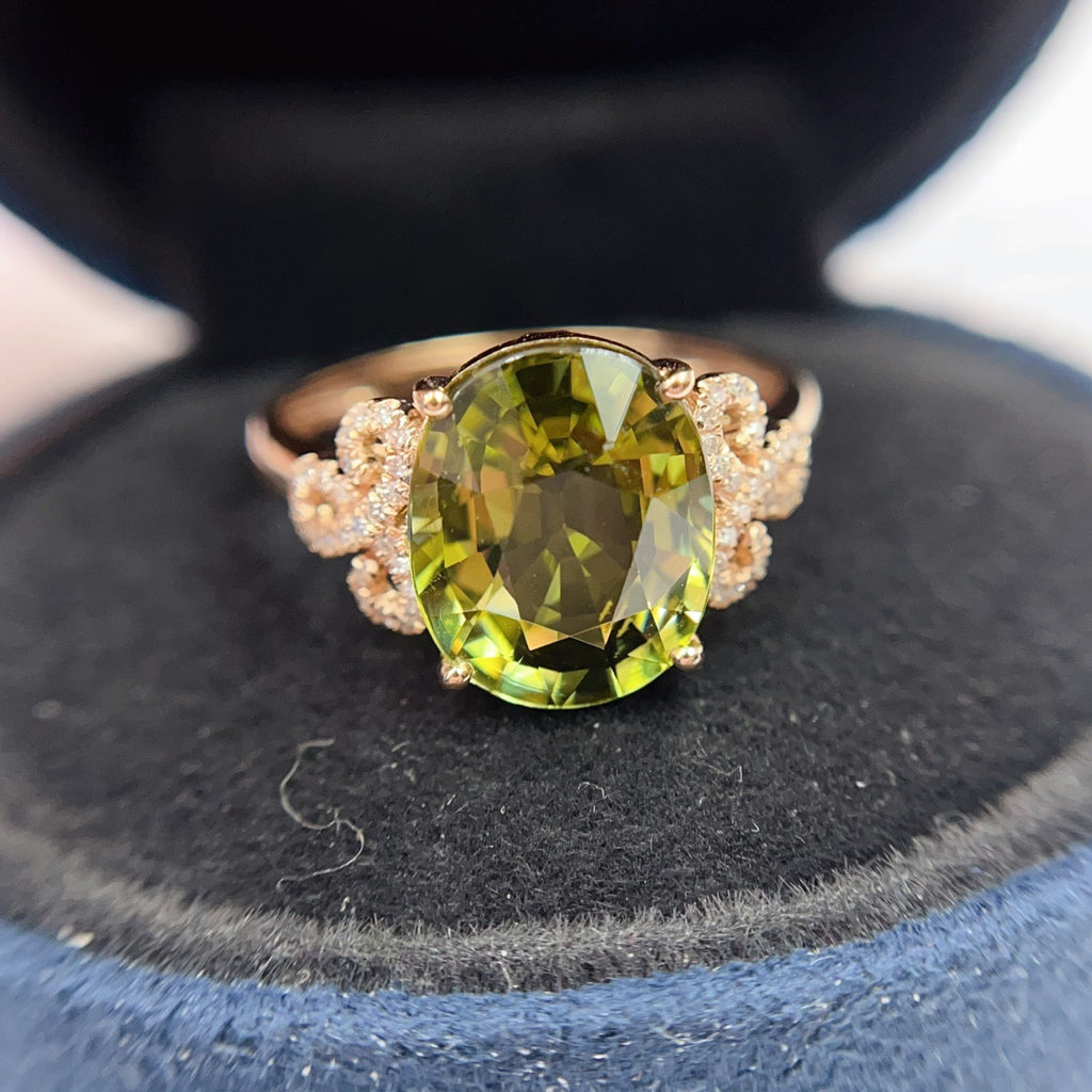 Natural Tourmaline Ring in 18K Gold
