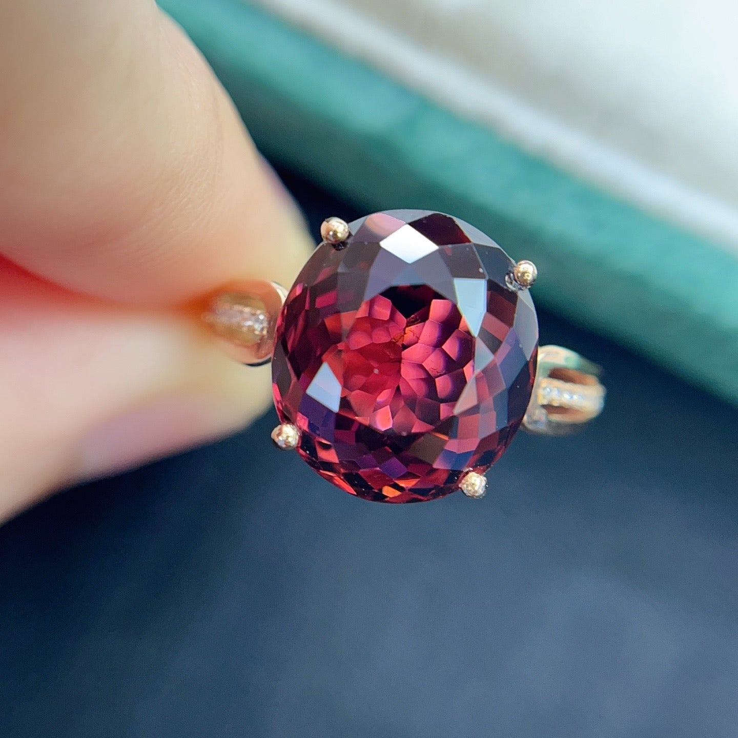 Tourmaline Ring in 18K Gold