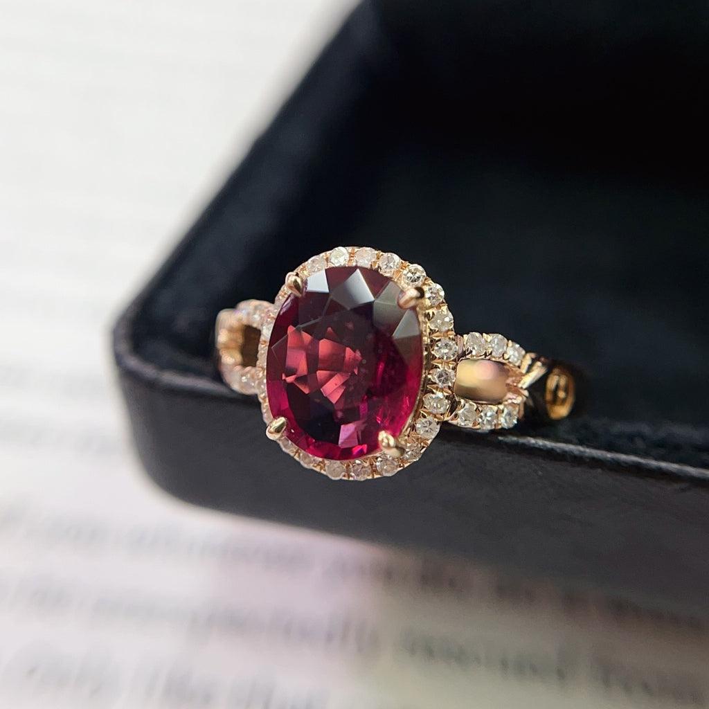 Natural Tourmaline Ring in 18K Gold