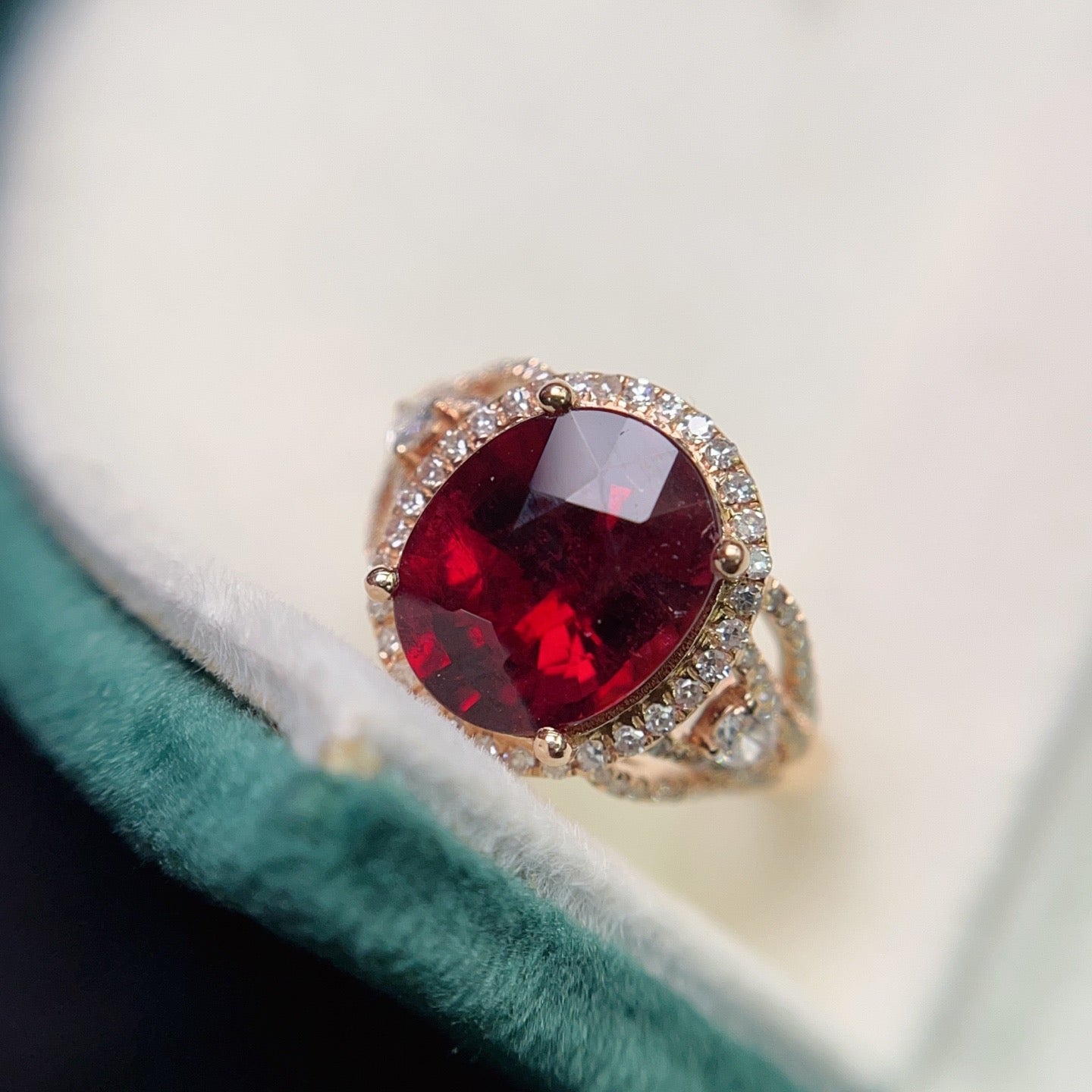 Tourmaline Ring in 18K Gold
