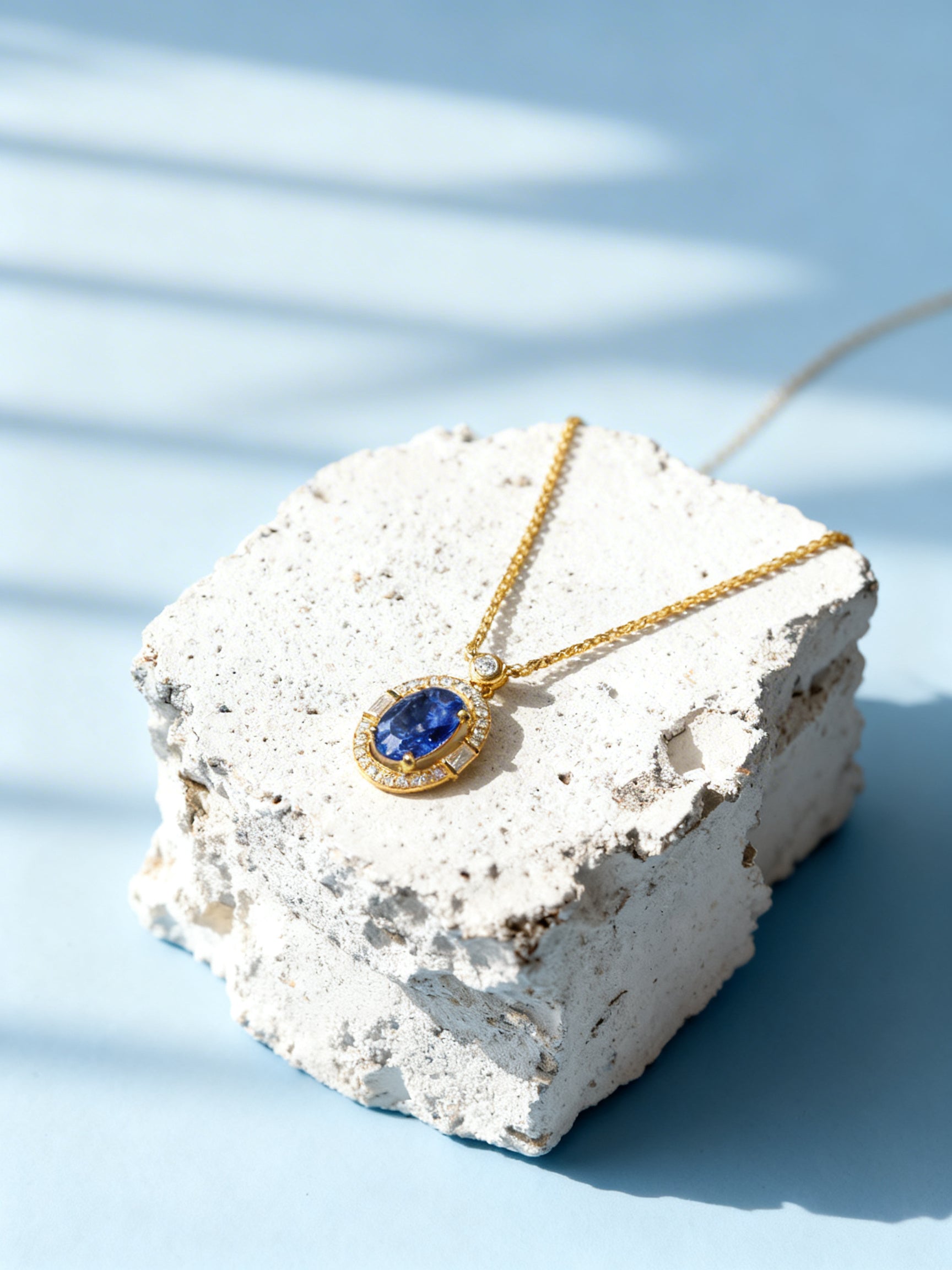 Natural Sapphire Necklace in 18K Gold, Diamond Accent
