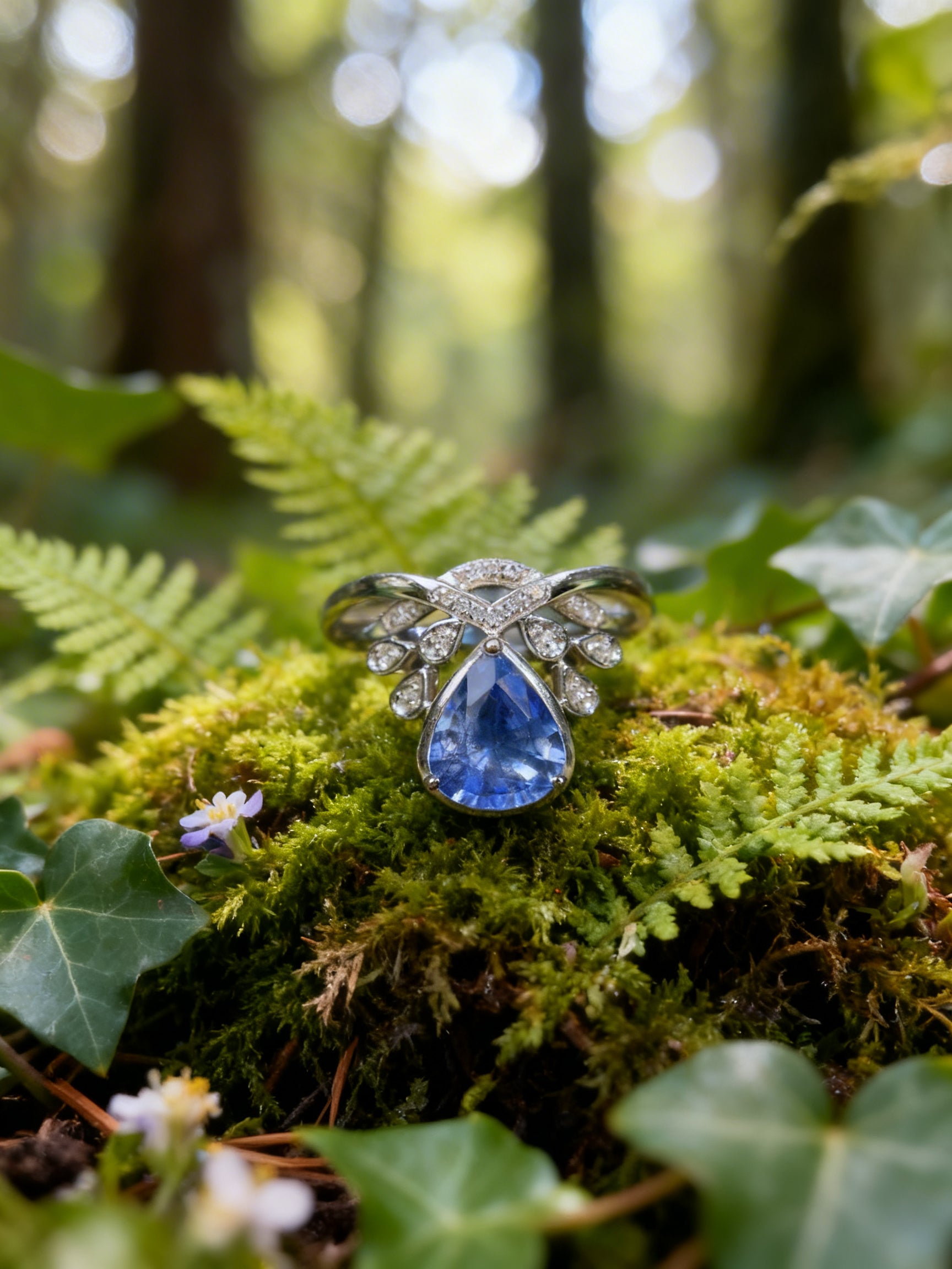 18K Gold Natural Sapphire Ring