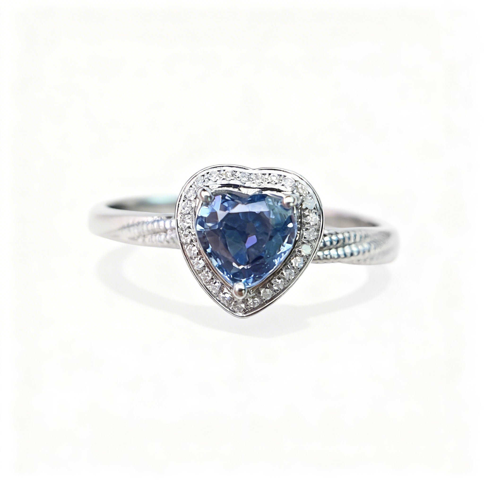 18K Gold Natural Sapphire Ring