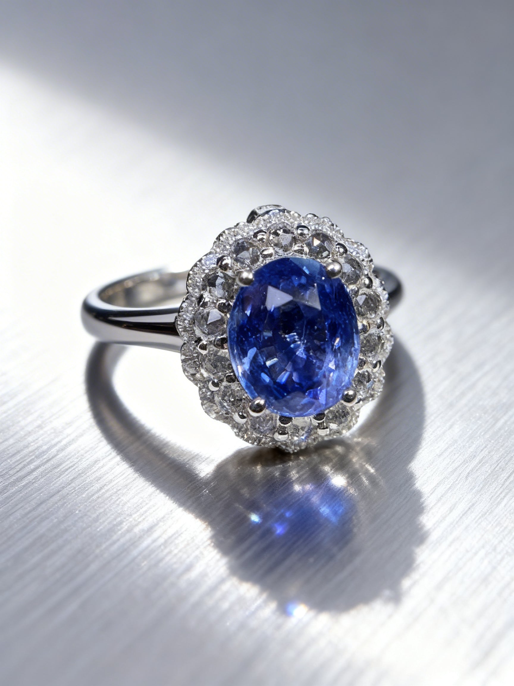 18K Gold Natural Sapphire Ring