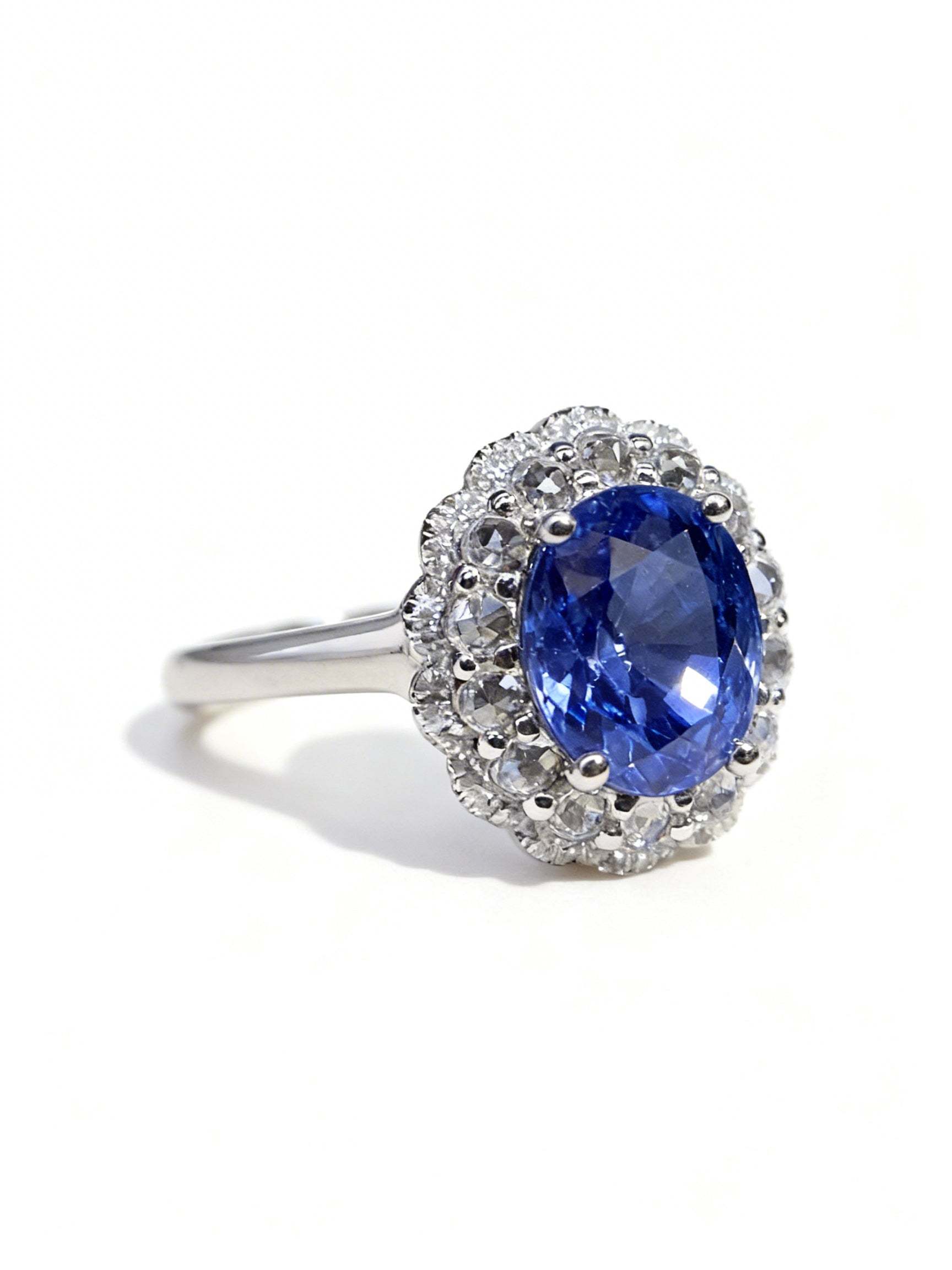 18K Gold Natural Sapphire Ring