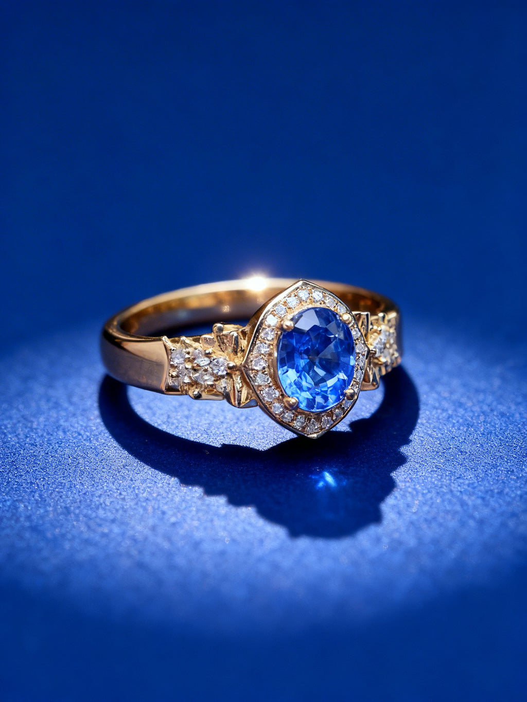 18K Gold Natural Sapphire Ring
