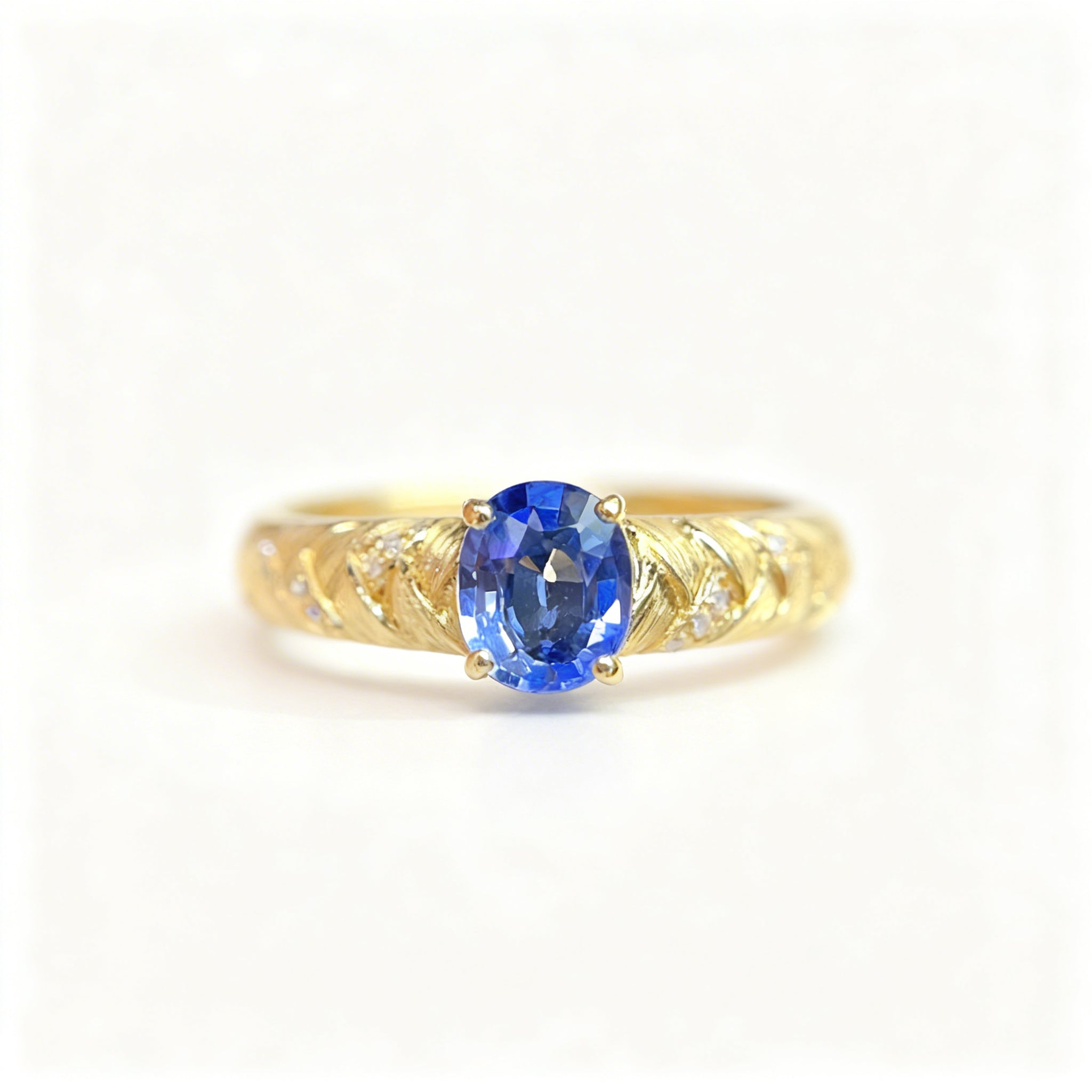 18K Gold Natural Sapphire Ring