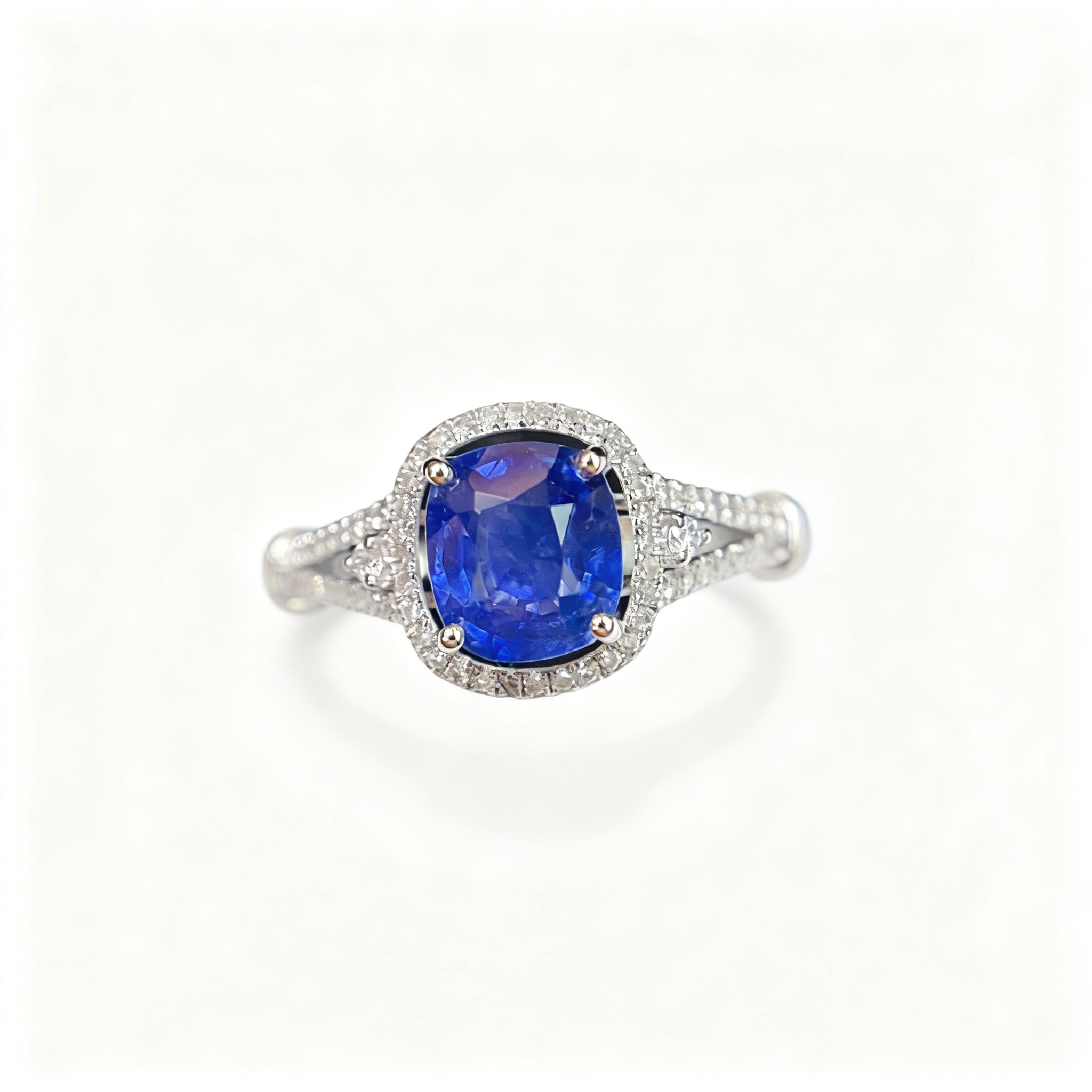 18K Gold Natural Sapphire Ring