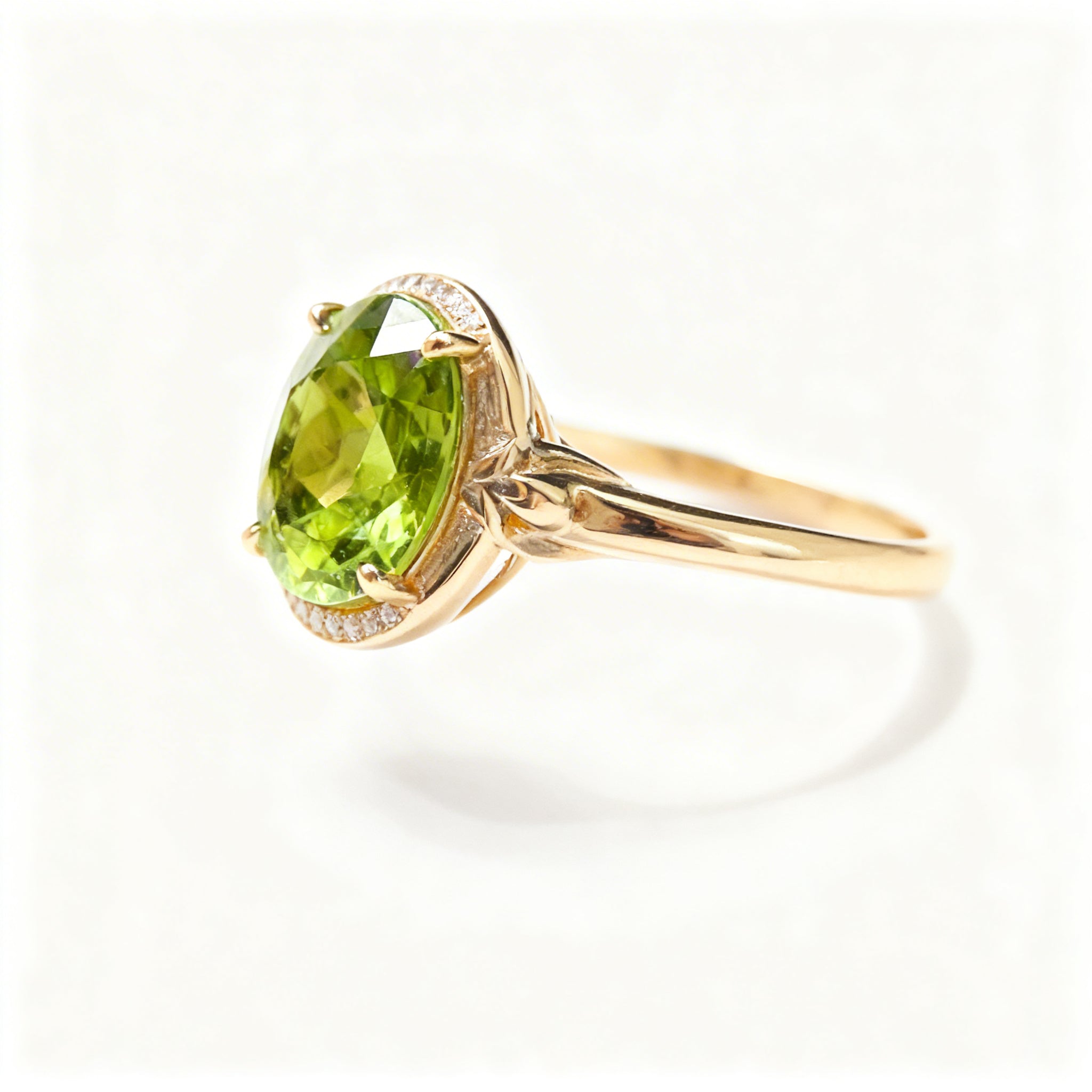 Natural Tourmaline Ring in 18K Gold