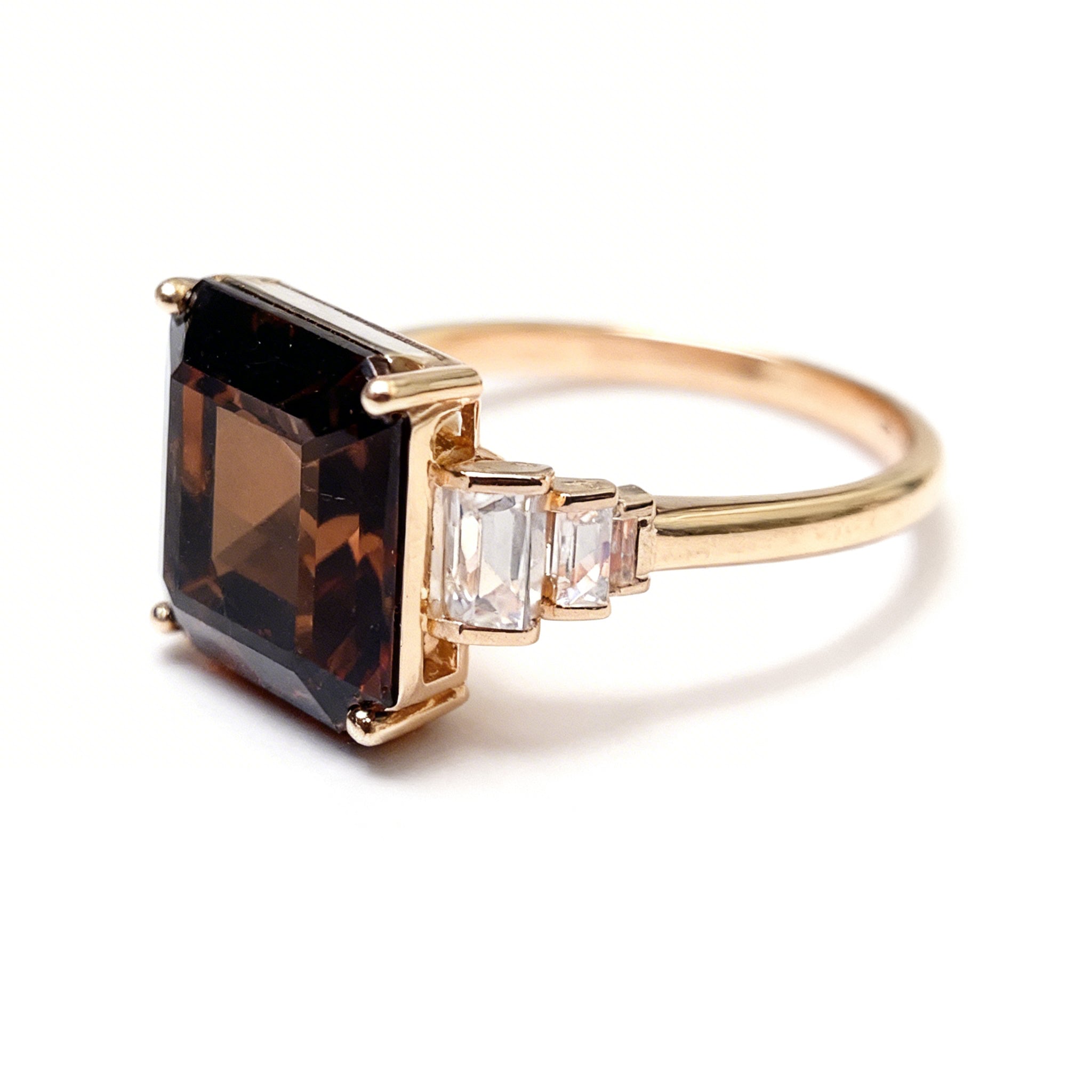 Natural Tourmaline Ring in 18K Gold