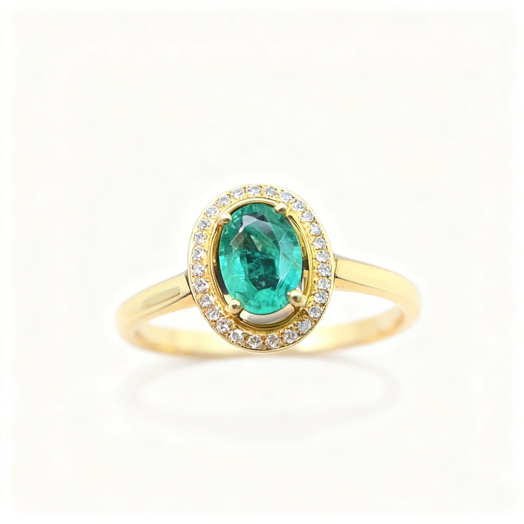 18K Gold Natural Emerald Ring
